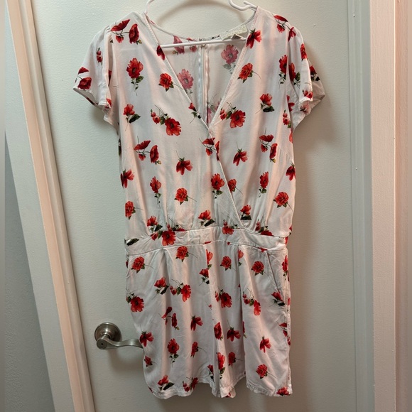 Forever 21 Romper - Picture 2 of 3